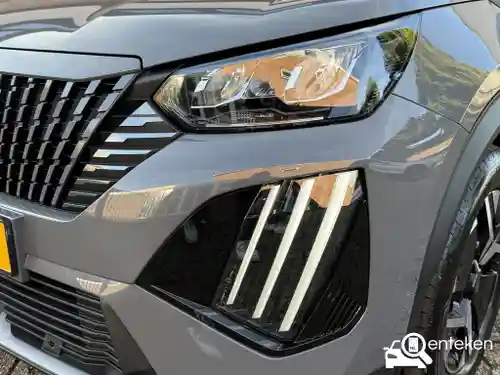 Peugeot 2008 1.2 PureTech 130 2025