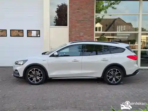 Ford Focus Turnier 1.0 EcoBoost Hybrid 2021
