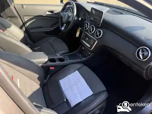 Mercedes-Benz A 180 2016