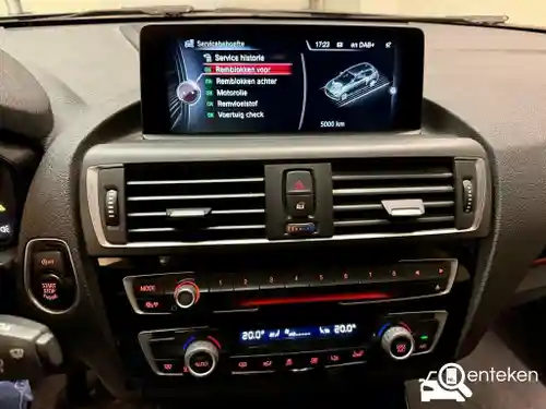 BMW 118i 2016