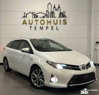 Toyota Auris Touring Sports 1.8 Hybrid 2014