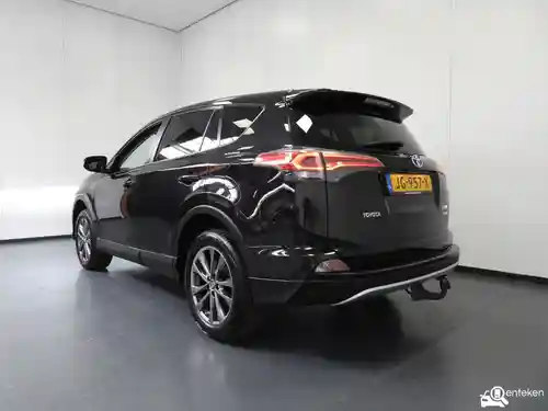 Toyota RAV4 2.5 Hybrid 2016
