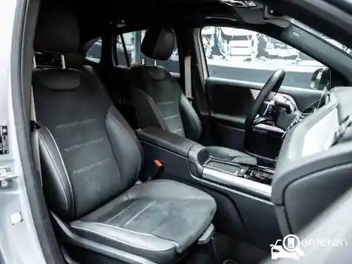 Mercedes-Benz GLA 250 e 2025
