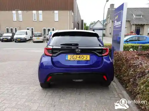 Mazda 2 Hybrid 2022