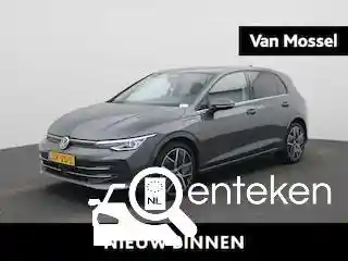 VW Golf 1.5 eHybrid 2025