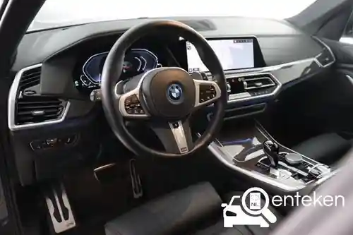 BMW X5 xDrive45e 2023