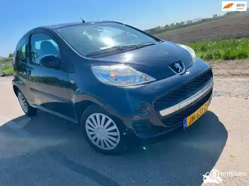 Peugeot 107 1.0 70 2010