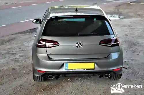 VW Golf R 2015