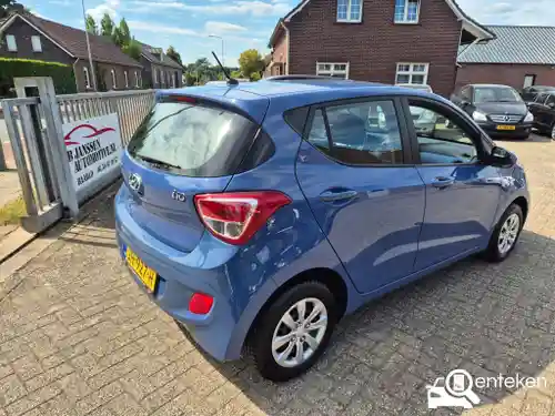 Hyundai i10 1.0 blue 2016