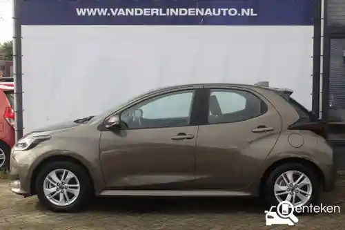 Mazda 2 Hybrid 2023