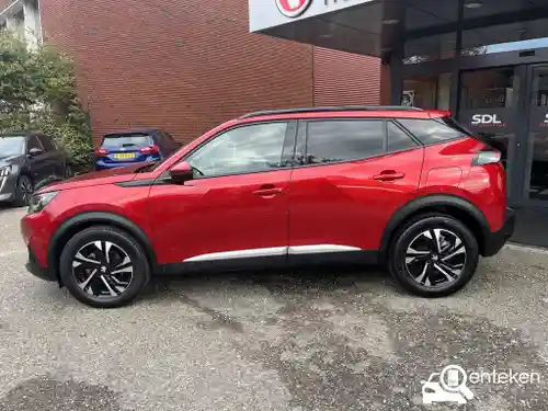 Peugeot 2008 1.2 PureTech 130 2021