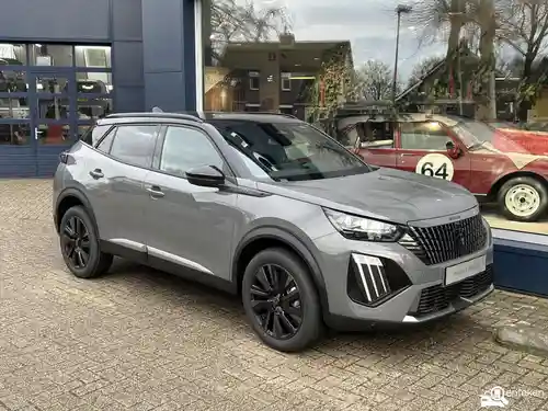 Peugeot 2008 1.2 Hybrid 145 2025