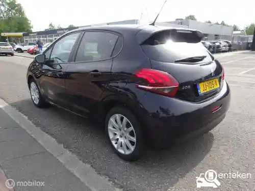 Peugeot 208 1.2 PureTech 82 2016