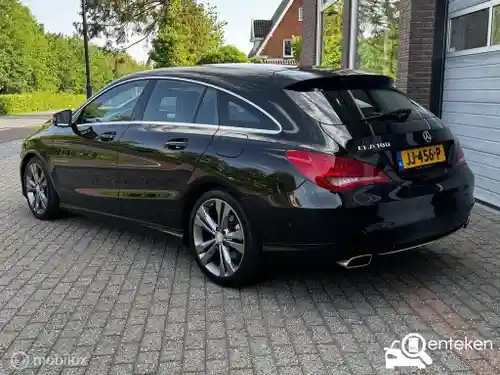 Mercedes-Benz CLA Shooting Brake 180 2016
