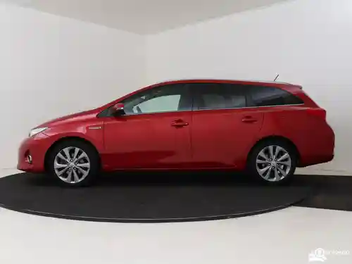 Toyota Auris Touring Sports 1.8 Hybrid 2014