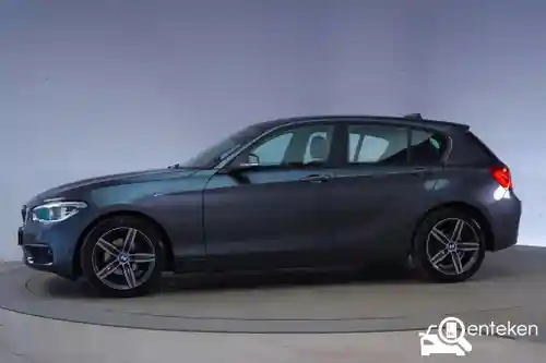 BMW 118i 2016