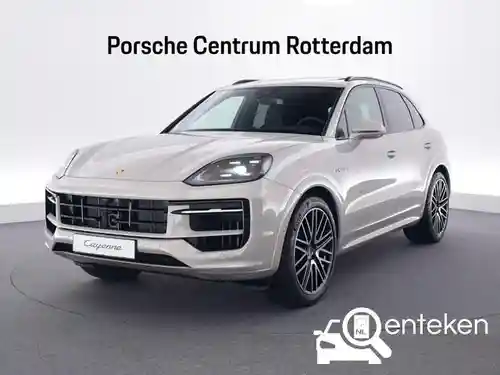 Porsche Cayenne E-Hybrid 2025