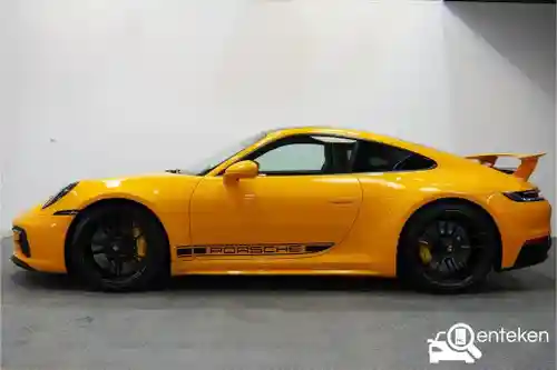 Porsche 911 Carrera Coupé 4 GTS 2023