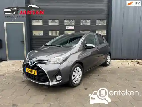 Toyota Yaris 1.5 Hybrid 2015