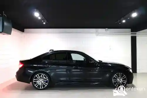 BMW 330i 2016