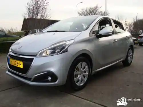 Peugeot 208 1.2 PureTech 82 2016