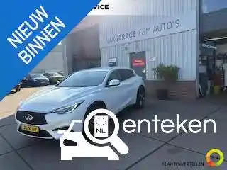 Infiniti Q30 1.6t 2016
