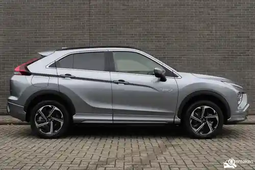 Mitsubishi Eclipse Cross 2.4 Plug-In Hybrid 2025
