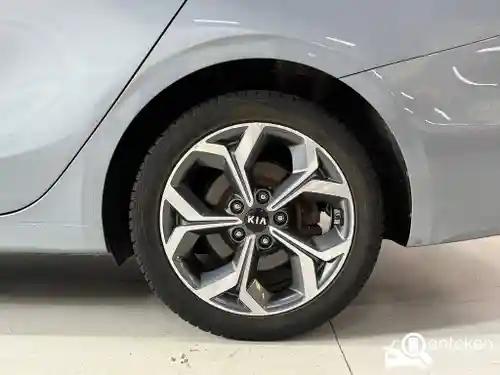 KIA Ceed Sportswagon 1.6 GDI Plug-in Hybrid 2021