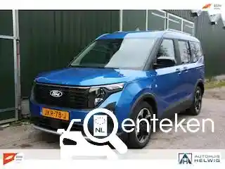 Ford Tourneo Courier 1.0 EcoBoost 2024