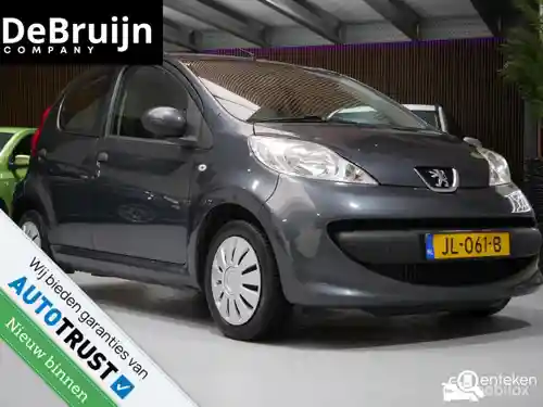 Peugeot 107 1.0 70 2011
