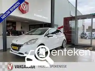 Peugeot 208 1.6 THP 155 2012