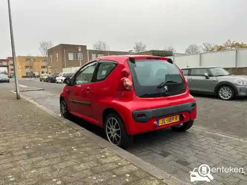 Peugeot 107 1.0 70 2006