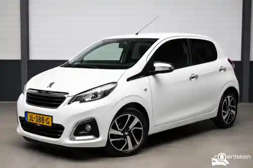 Peugeot 108 1.2 PureTech 82 2016