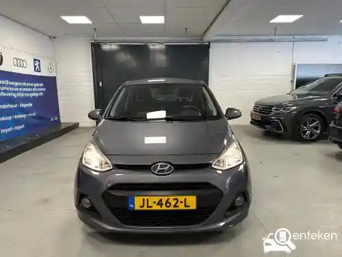 Hyundai i10 1.0 blue 2016