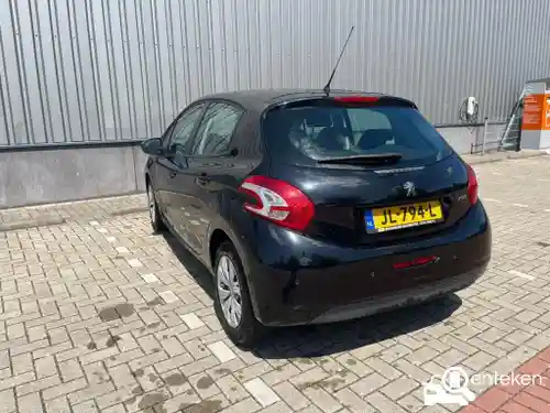 Peugeot 208 1.2 PureTech 82 2015