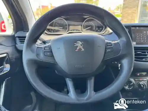 Peugeot 208 1.2 PureTech 82 2016