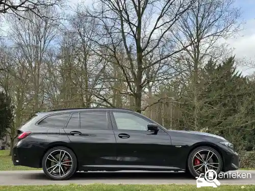 BMW 330e Touring 2022