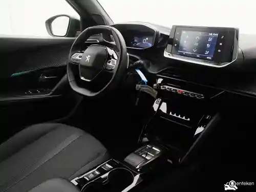 Peugeot 2008 1.2 PureTech 130 2023