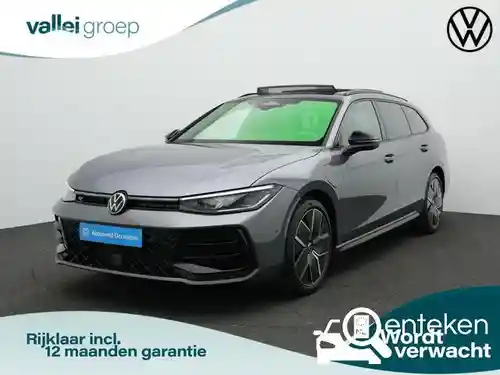 VW Passat Variant 1.5 eHybrid 2025