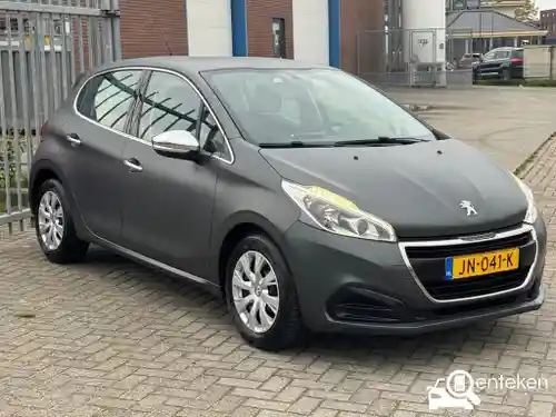 Peugeot 208 1.2 PureTech 82 2016