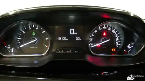 Peugeot 208 1.2 PureTech 82 2016