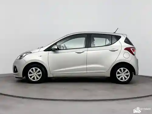 Hyundai i10 1.0 blue 2016