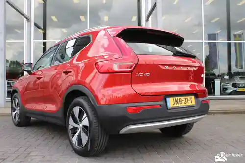 Volvo XC40 Recharge Plug-in Hybrid T4 2021