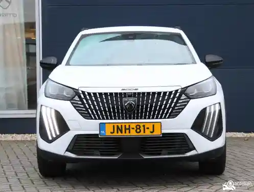 Peugeot 2008 1.2 PureTech 130 2025