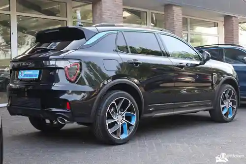 Lynk & Co 01 1.5TD PHEV 2025