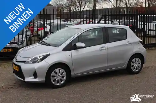 Toyota Yaris 1.5 Hybrid 2013