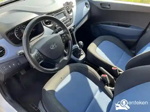 Hyundai i10 1.0 blue 2016