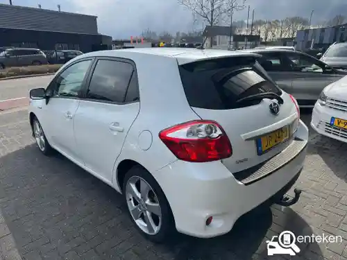 Toyota Auris 1.8 Hybrid 2010