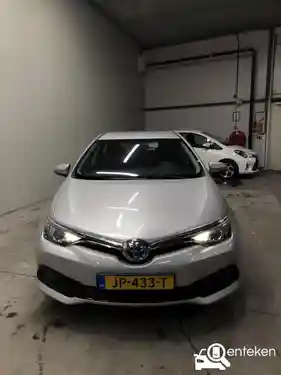 Toyota Auris 1.8 Hybrid 2016