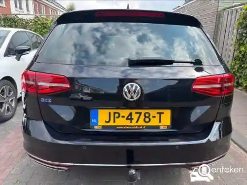 VW Passat Variant GTE 2016